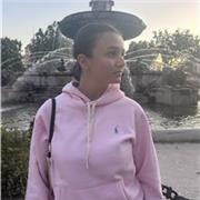 Ciao! Sono una ragazza di 18 anni. Frequento il liceo linguistico al 5 anno.Sono appassionata della lingua francese con livello B2